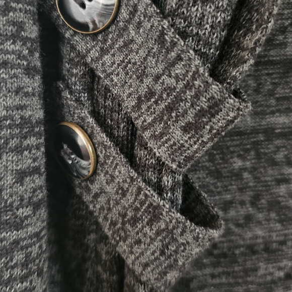 Apt 9 - NWT, Gray, Stylish Long Cardigan with Buttons. - Picture 6 of 8